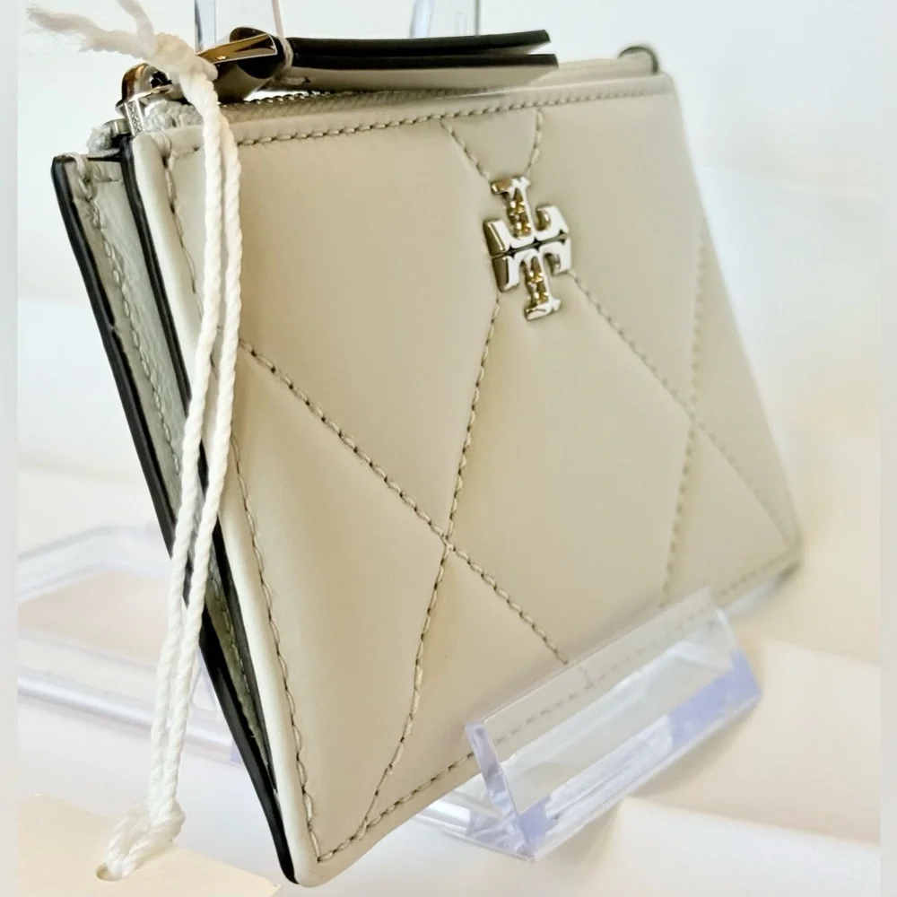 TORY BURCH Kira Diamond Quilted Leather Zip Card Case Wallet - Picture 4 of 8